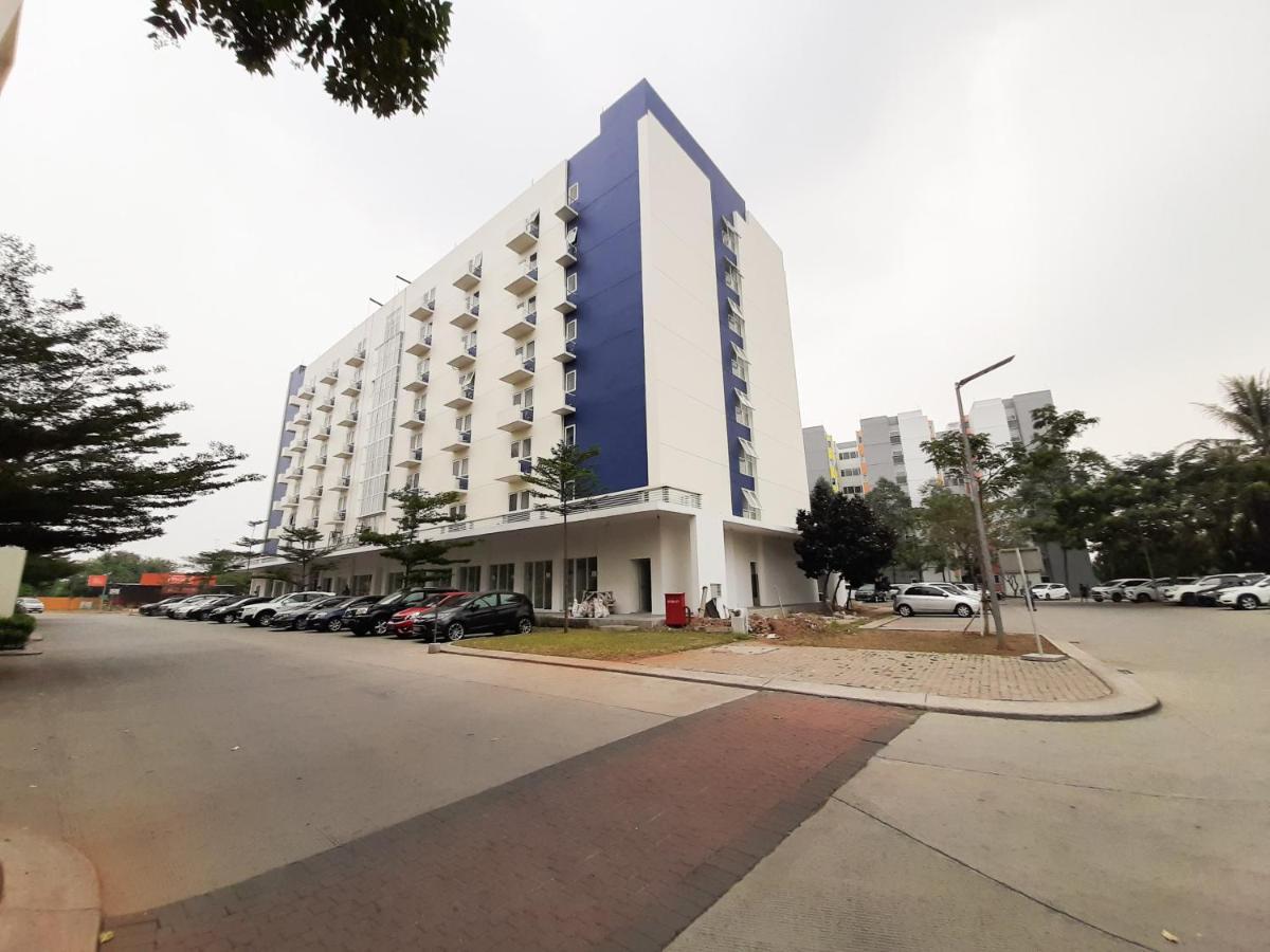 Strategic And Posh No Kitchen Aeropolis By Travelio Tangerang